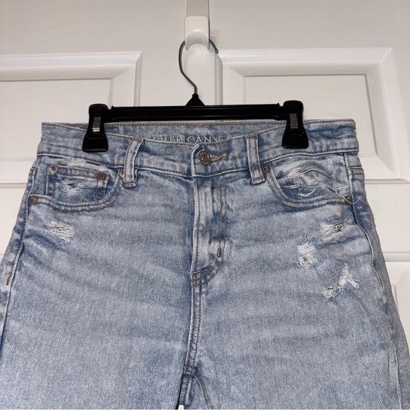 American Eagle Light Wash super high rise ankle straight distressed jeans 0P - Picture 6 of 16